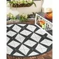 thumbnail image 1 of Unique Loom Outdoor Modern Collection Area Rug (6' 1" Round Black and White), 1 of 6