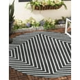 thumbnail image 1 of Unique Loom Outdoor Modern Collection Area Rug - Achromatic (4' 1" Round Black and White), 1 of 6