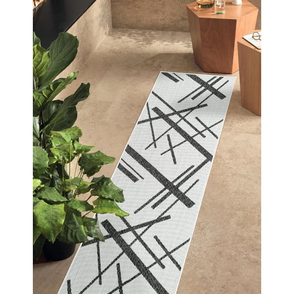 Unique Loom Outdoor Modern Collection Area Rug - Mikado (2' x 6' 1" Runner Black and White)