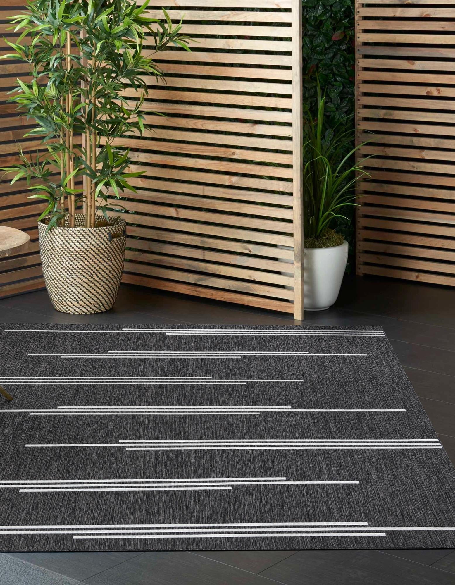 Unique Loom Outdoor Modern Collection Area Rug - Miranda (10' Square Black and White)
