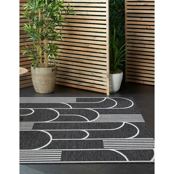 Unique Loom Outdoor Modern Collection Area Rug - Mod (7' 10" Square Black and White)