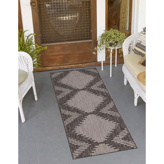 Unique Loom Outdoor Modern Collection Area Rug - Tambor (2' 7" x 8' Runner Charcoal Gray/Ivory)