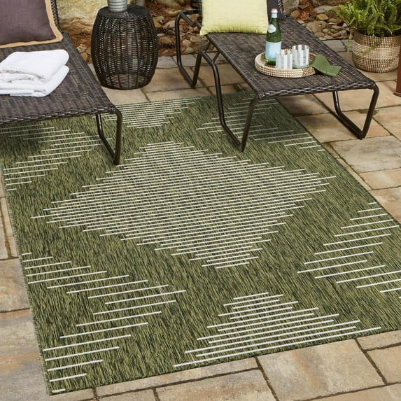 Unique Loom Outdoor Modern Collection Area Rug - Tambor (4' 1" x 6' 1" Rectangle Green/Ivory)