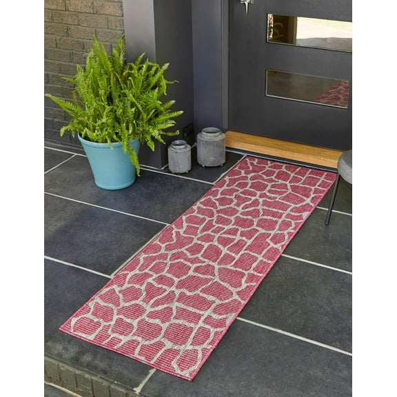 Unique Loom Outdoor Safari Collection Area Rug - Giraffe (2' x 6' 1" Runner Magenta/Ivory)