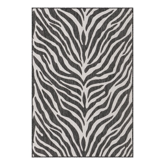 Unique Loom Outdoor Safari Collection Area Rug - Tsavo (4' 1" x 6' 1" Rectangle White/Black)