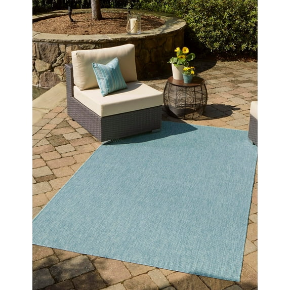 Unique Loom Outdoor Solid Collection Area Rug (6' 1" x 9' Rectangle Aquamarine/Ivory)