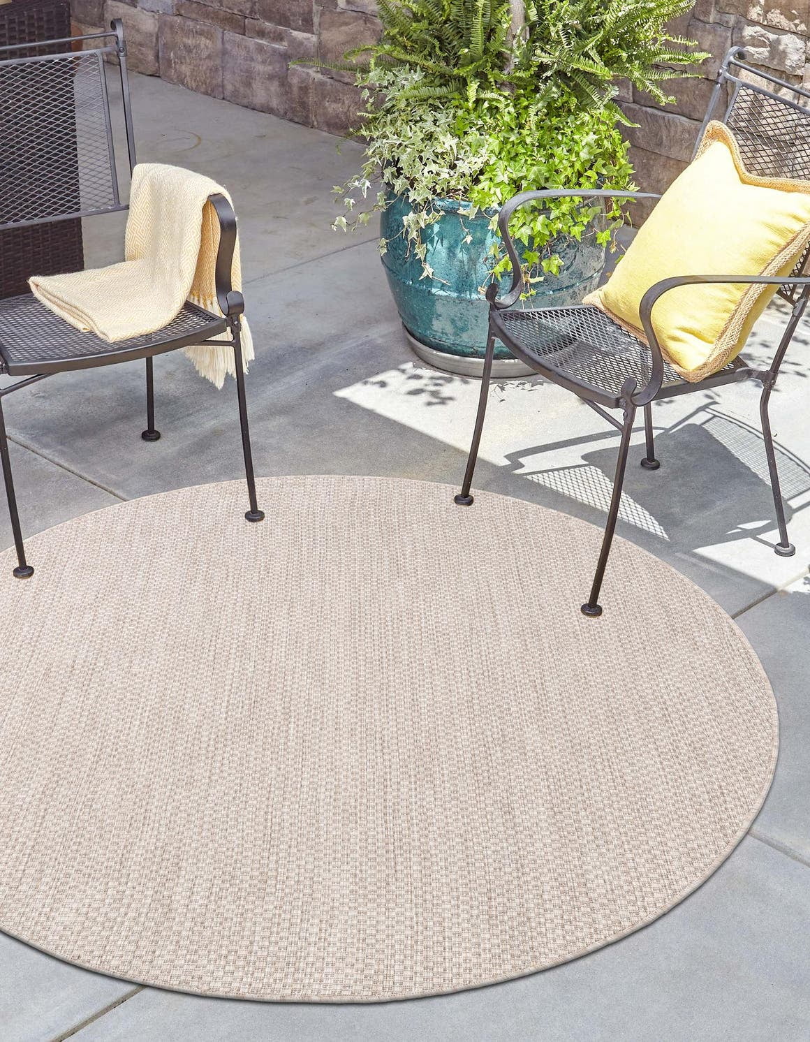 Unique Loom Outdoor Solid Rug 10' 0 x 10' 0 Round Beige