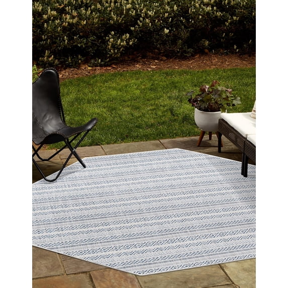 Unique Loom Outdoor Striped Collection Area Rug - Maia (7' 10" Octagon Light Blue/Ivory)