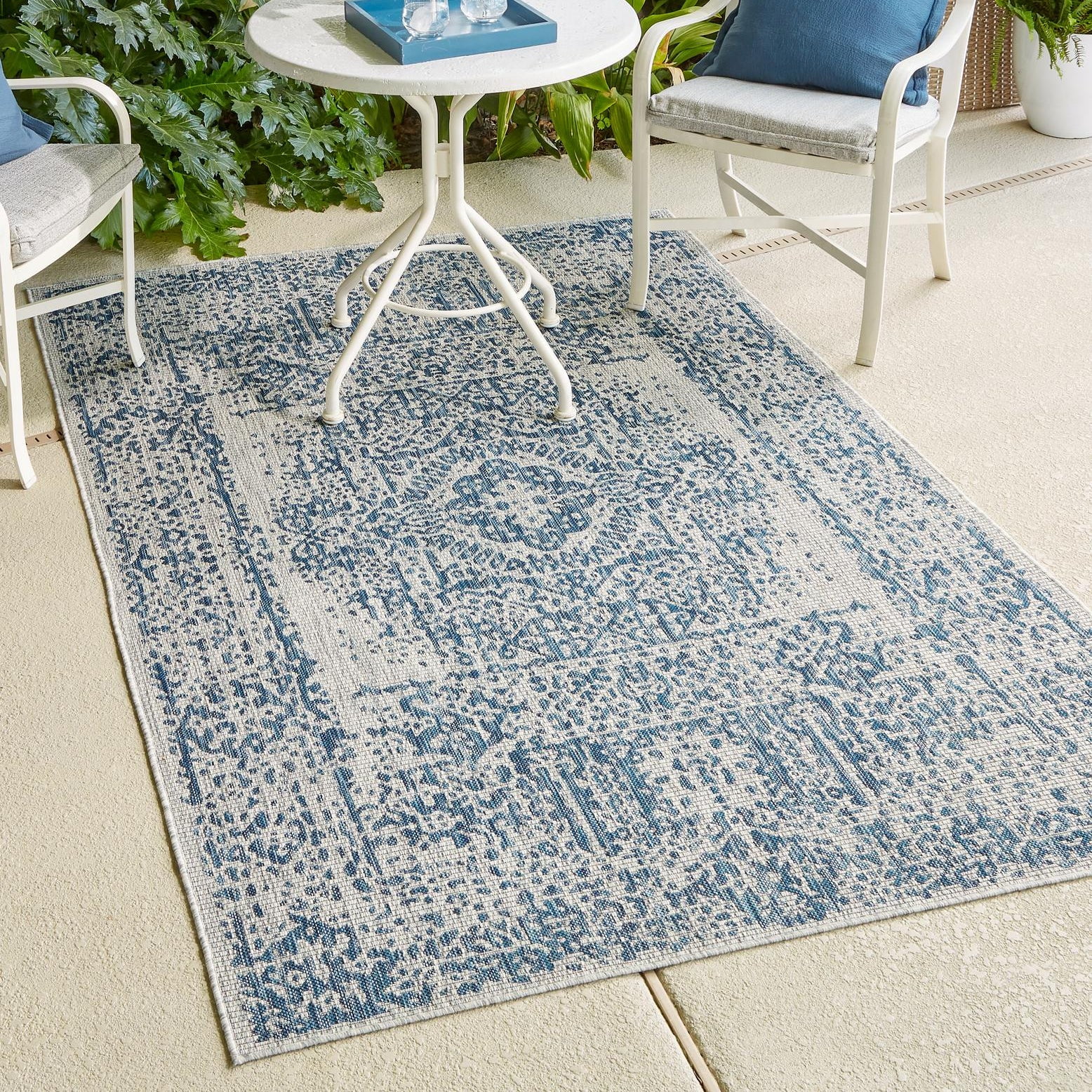 Easy Care Blue Synthetic 3'3" x 5'3" Outdoor Rectangular Rug