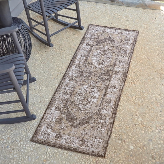 Unique Loom Outdoor Traditional Collection Area Rug - Valeria (2' x 8' Runner Charcoal/Natural)