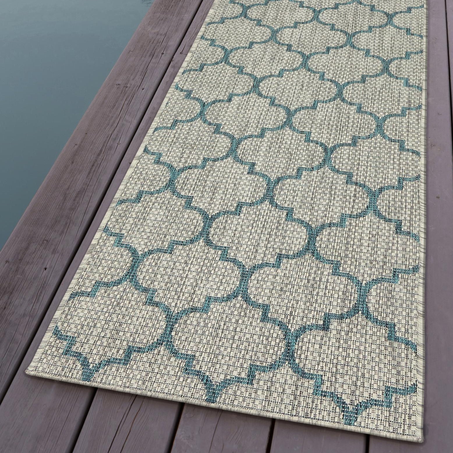 Gray Trellis Synthetic Flat Woven Outdoor Runner Rug