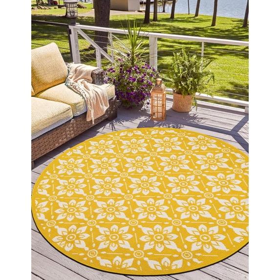 Unique Loom Outdoor Trellis Collection Area Rug - Tiles (7' 10" Round Yellow/Ivory)