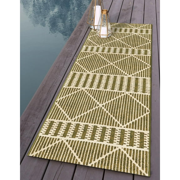 Unique Loom Outdoor Trellis Collection Area Rug - Dalyan (2' 7" x 5' 3" Runner Green/Ivory)