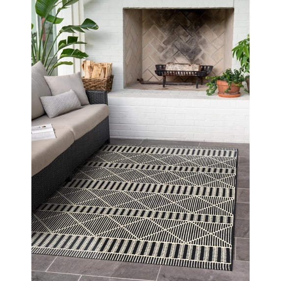 Unique Loom Outdoor Trellis Collection Area Rug - Dalyan (3' 3" x 5' 3" Rectangle Black/Natural)