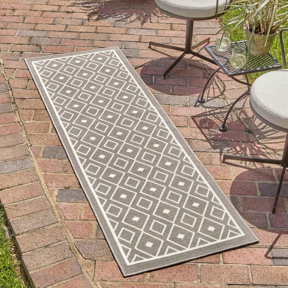 Unique Loom Outdoor Trellis Collection Area Rug - Kafes (2' x 6' Runner Gray/Ivory)