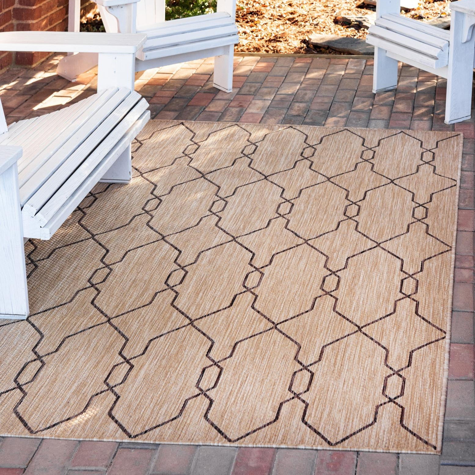 Tan Trellis Easy-Care Synthetic Outdoor Rug, 4' x 6'