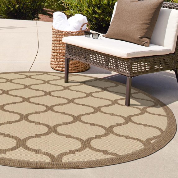 Unique Loom Outdoor Trellis Collection Area Rug - Moroccan (6' 1" Round Beige and Brown/Beige)