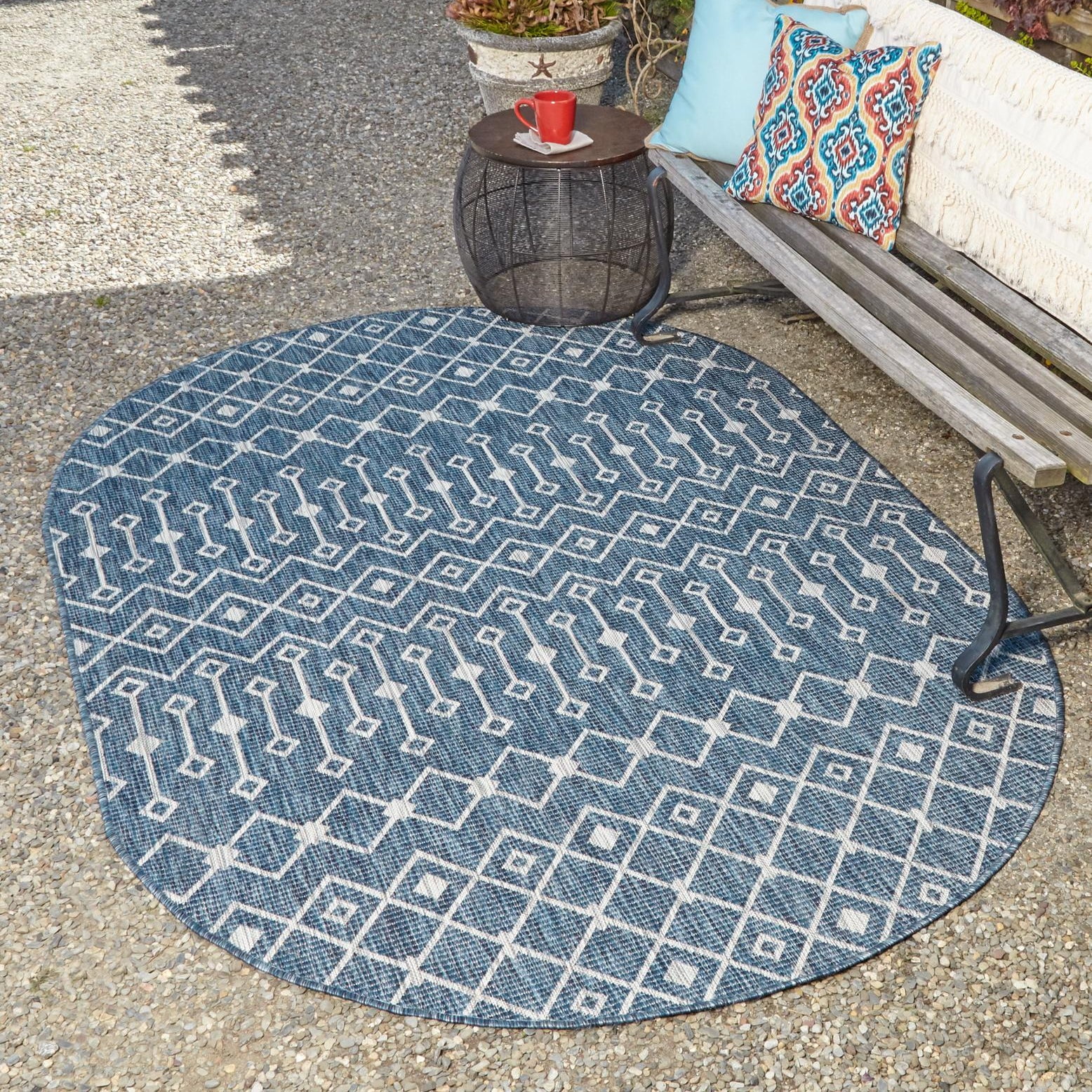 Easy-Care Oval Blue Trellis Synthetic Outdoor Rug