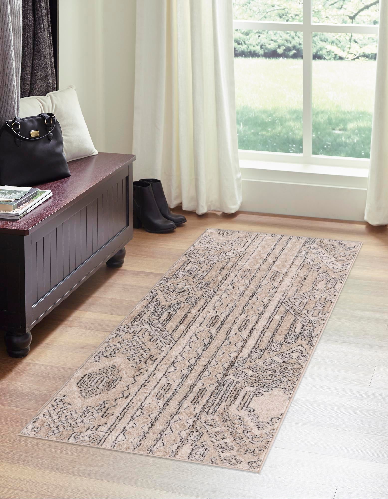 Ivory and Tan Geometric Indoor Runner Rug 2' 2" x 6' 1"