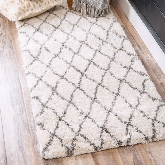 Unique Loom Rabat Shag Collection Area Rug - Trellis (2' 7" x 6' 1" Runner Pure Ivory/Gray)