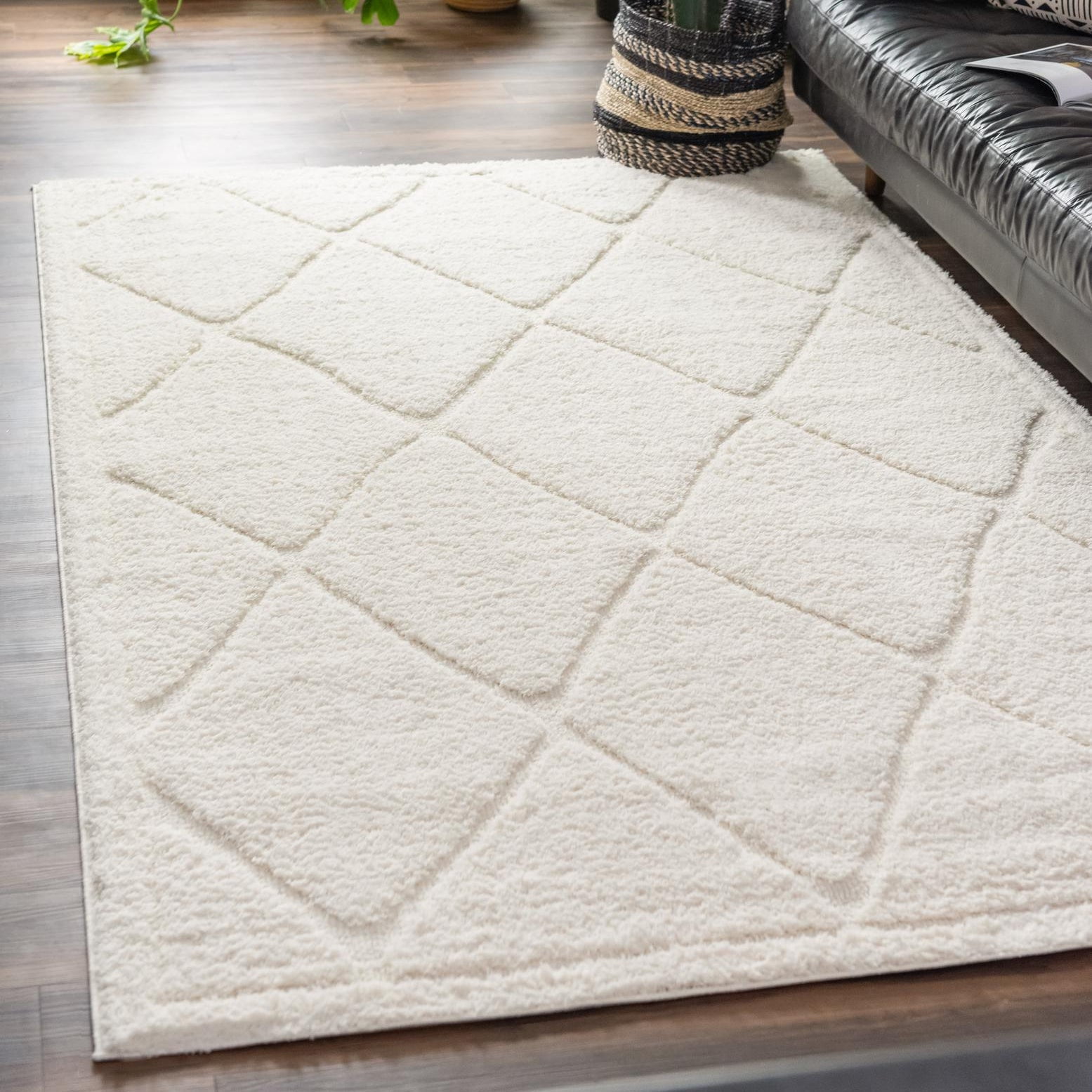Yellow and Ivory Rectangular Trellis Shag Area Rug