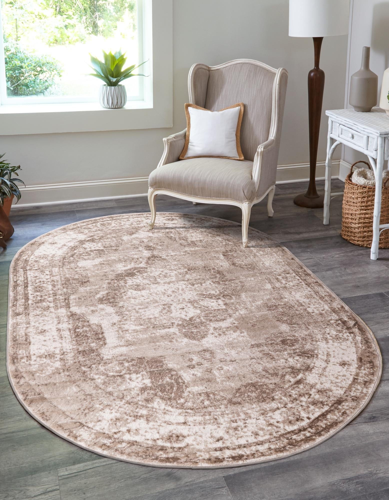 Unique Loom Sofia Collection Area Rug Salle Garnier (5' 3" x 8' Oval