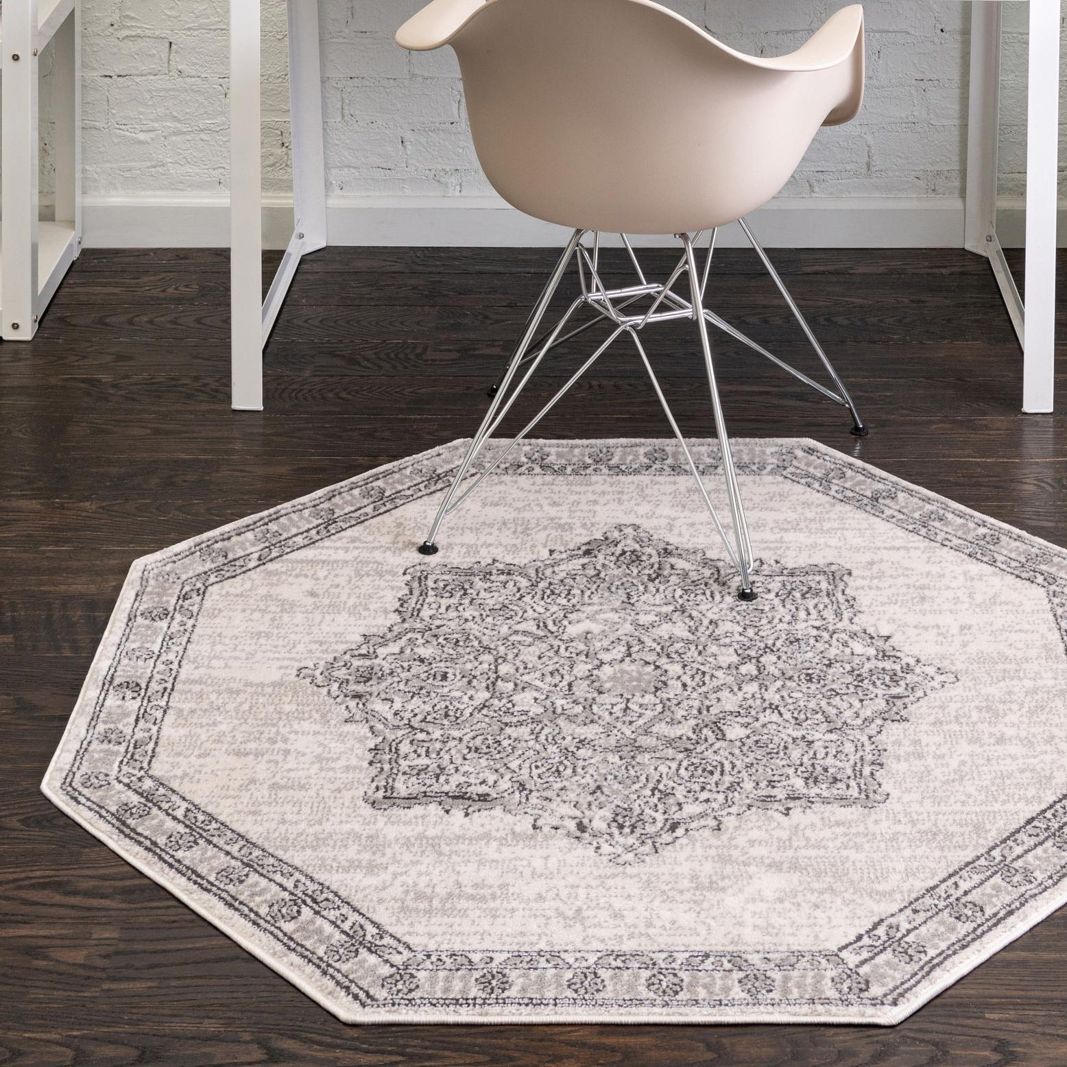 Octagon Ivory Vintage Easy-Care Synthetic Area Rug