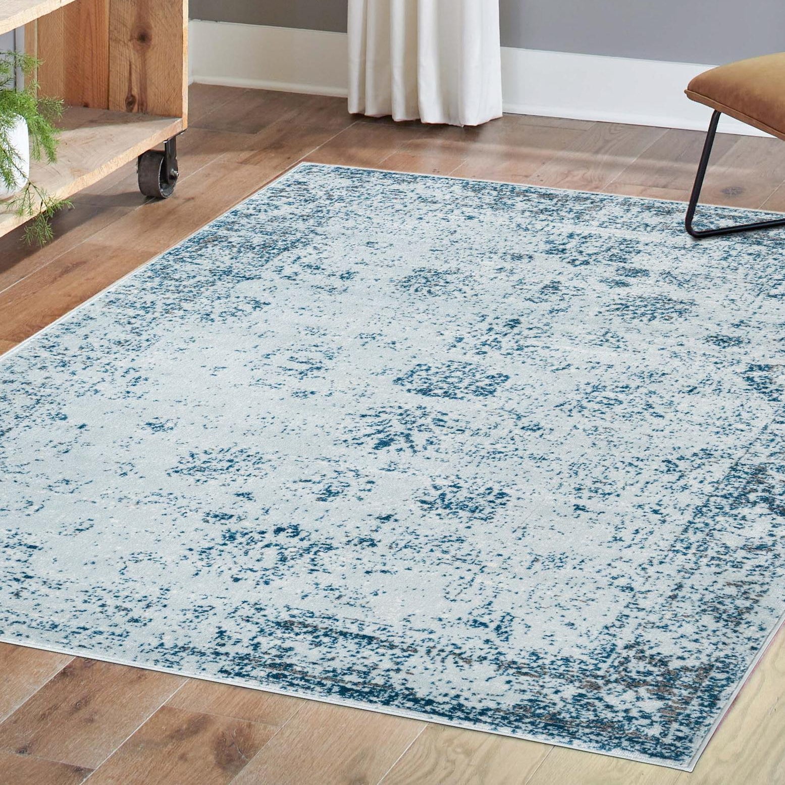 Reversible Easy-Care Light Blue Synthetic Rectangular Rug