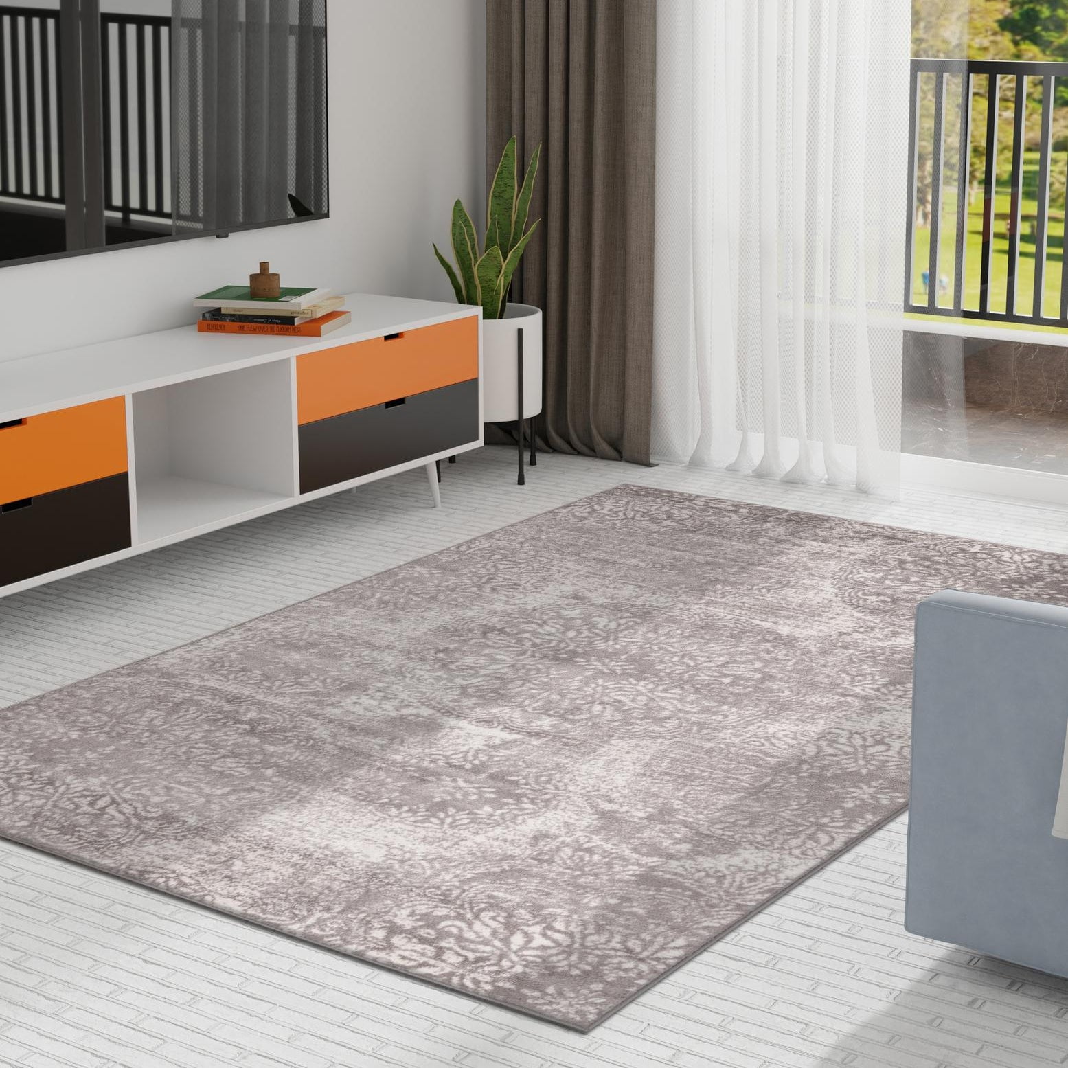 Reversible Easy-Care Gray and White Synthetic Area Rug 6'1" x 9'
