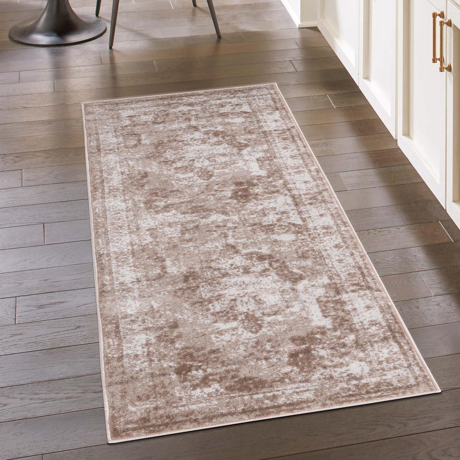 Unique Loom Sofia Collection Area Rug - Salle Garnier (2' x 3' 11 ...