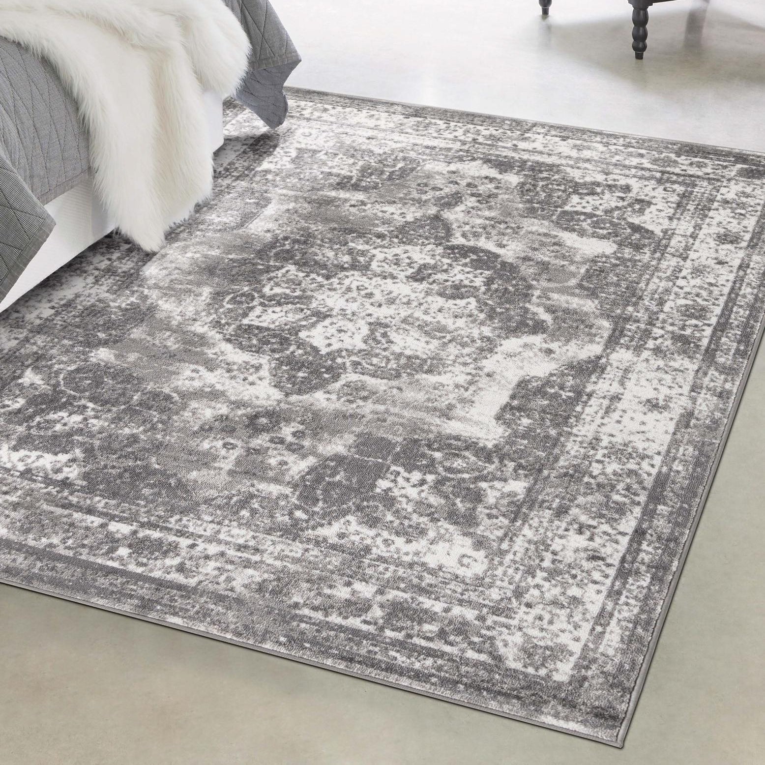 Reversible Easy-Care Gray Synthetic Rectangular Rug