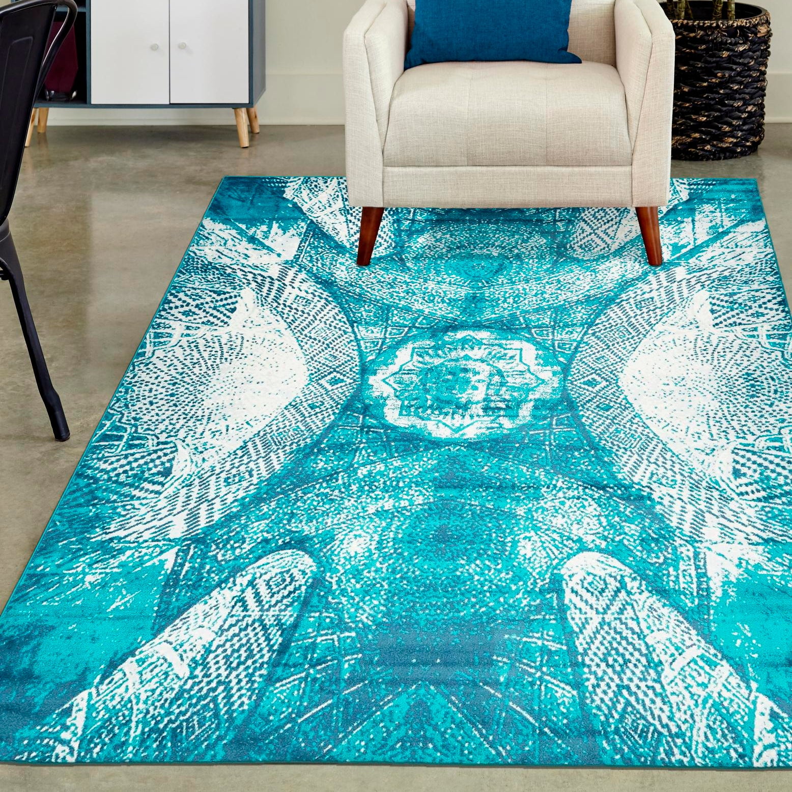 Turquoise and Blue Synthetic Low Pile Area Rug