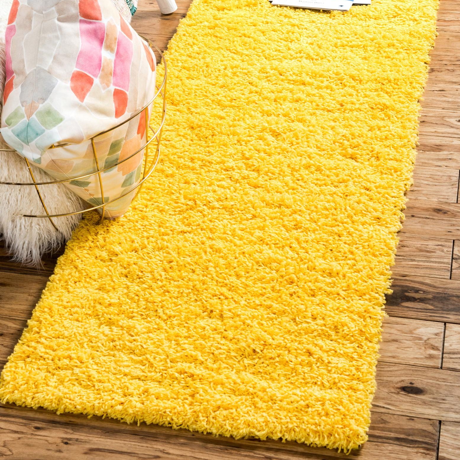 Tuscan Sun Yellow Luxurious Shag Runner Rug 2' x 6' 5"