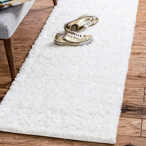 Unique Loom Solid Shag Collection Area Rug (2' 7" x 19' 8" Runner Snow White)