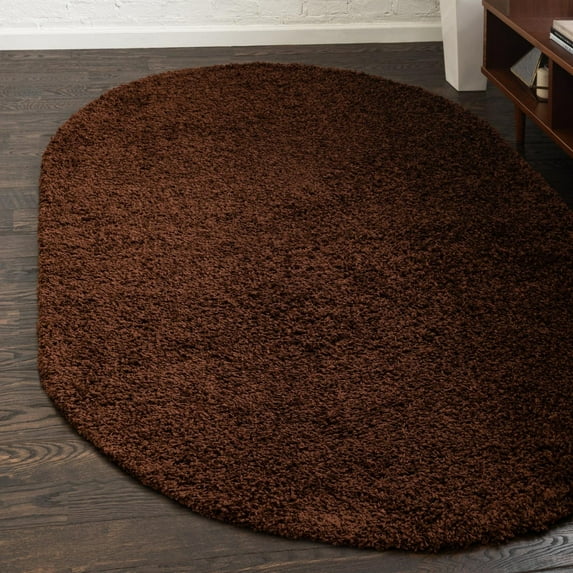 Unique Loom Solid Shag Collection Area Rug (5' 3" x 8' Oval Chocolate Brown)