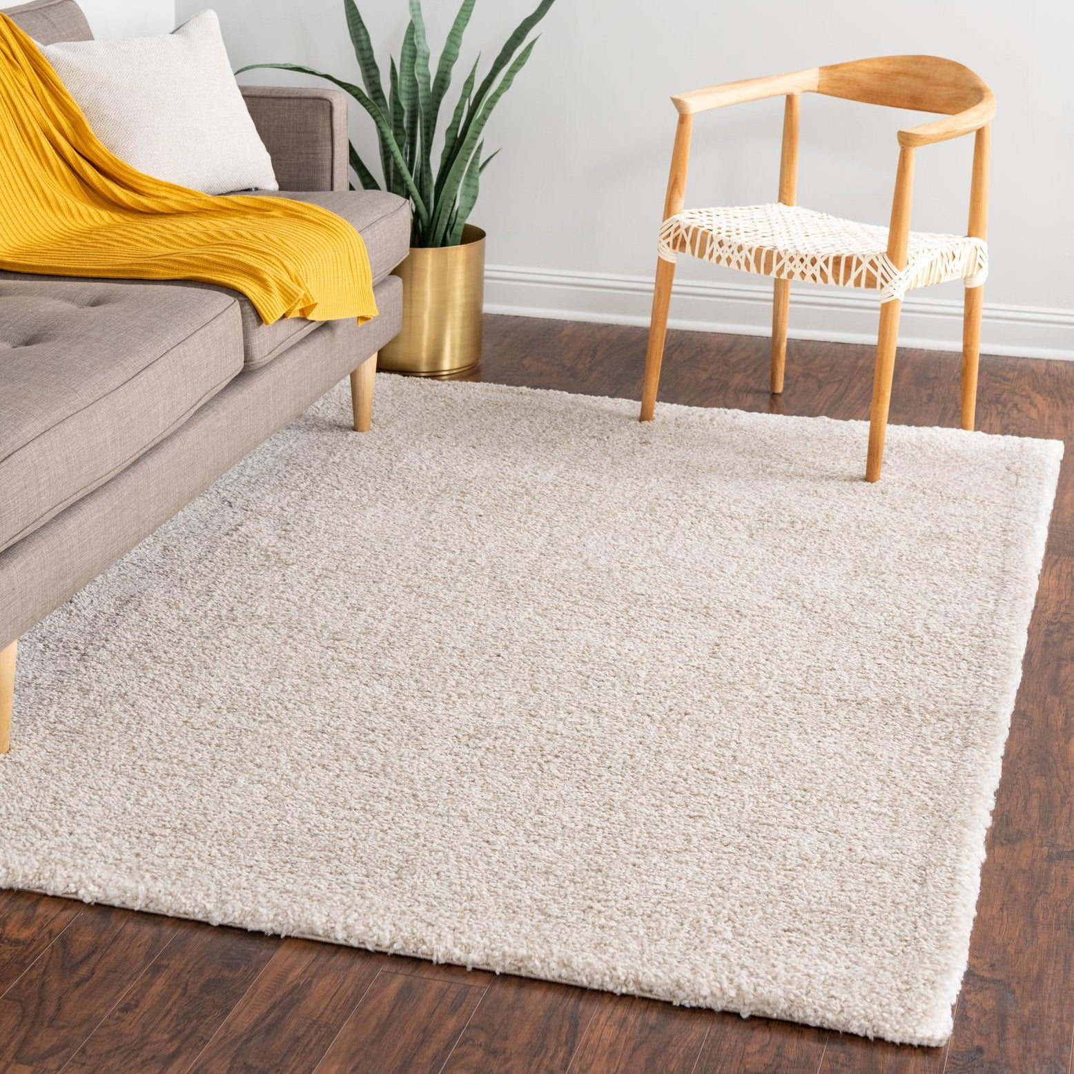 Ivory Shag Bliss 9' x 12' Synthetic Easy-Care Area Rug