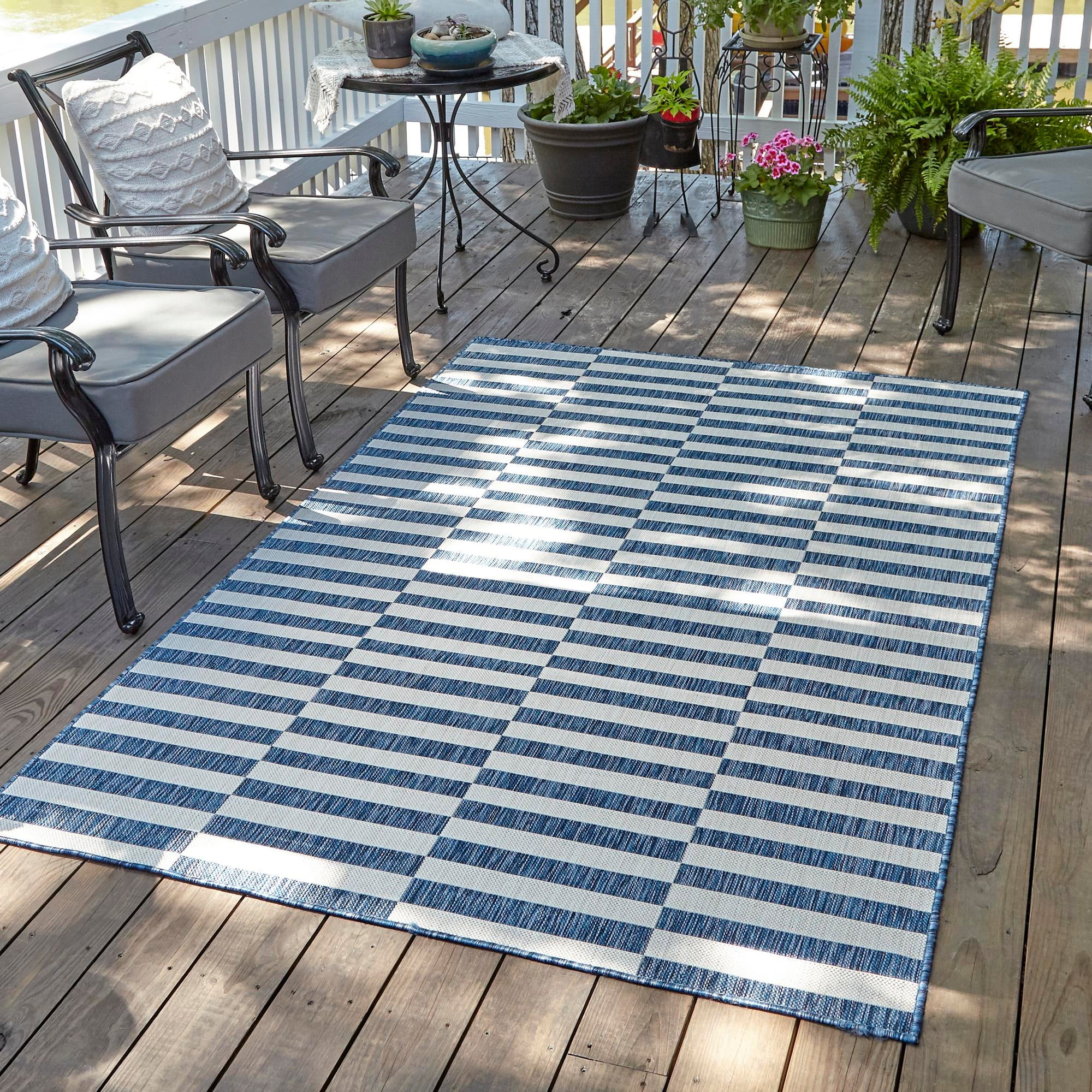 Seaside Stripe 5'x8' Blue and Ivory Synthetic Outdoor Rug