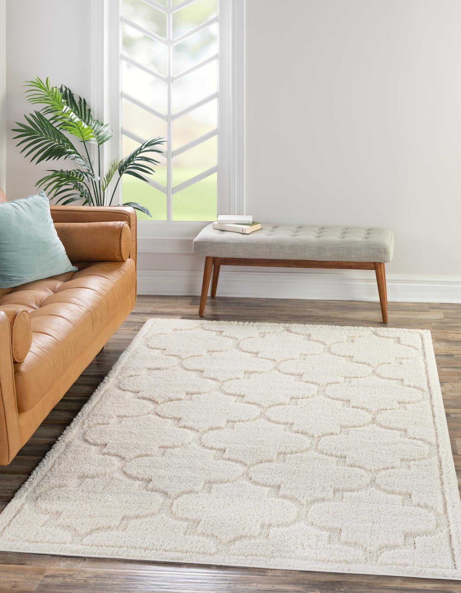 Ivory Rectangular Synthetic Trellis Shag Area Rug 4' x 6'