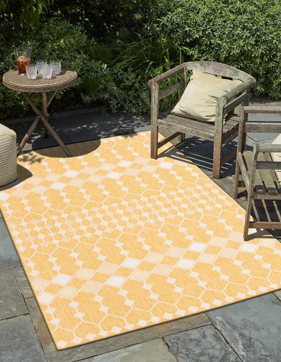 Yellow Synthetic Trellis Outdoor Rectangular 4' x 6' Rug
