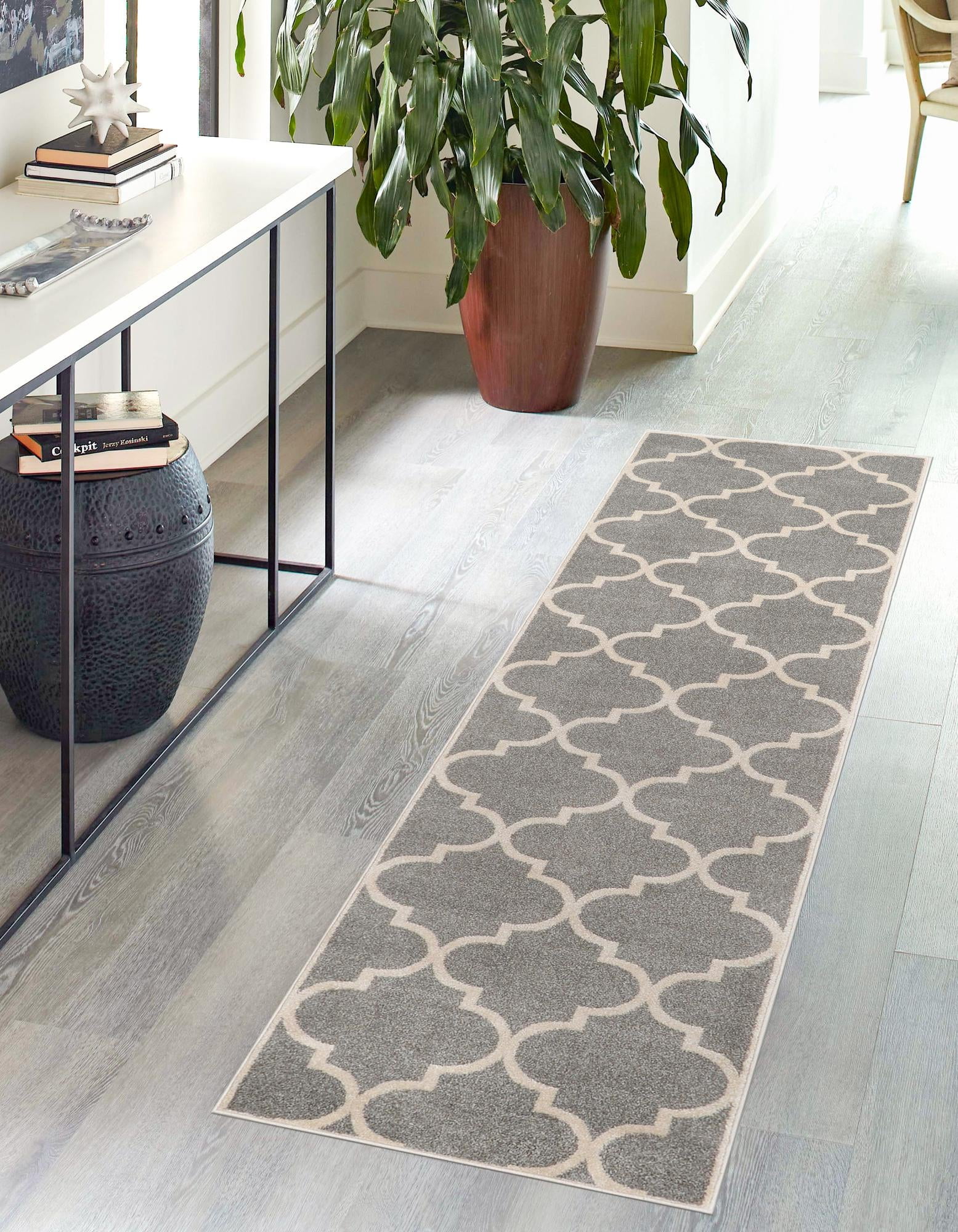 Gray Trellis Synthetic Easy Care Runner Rug