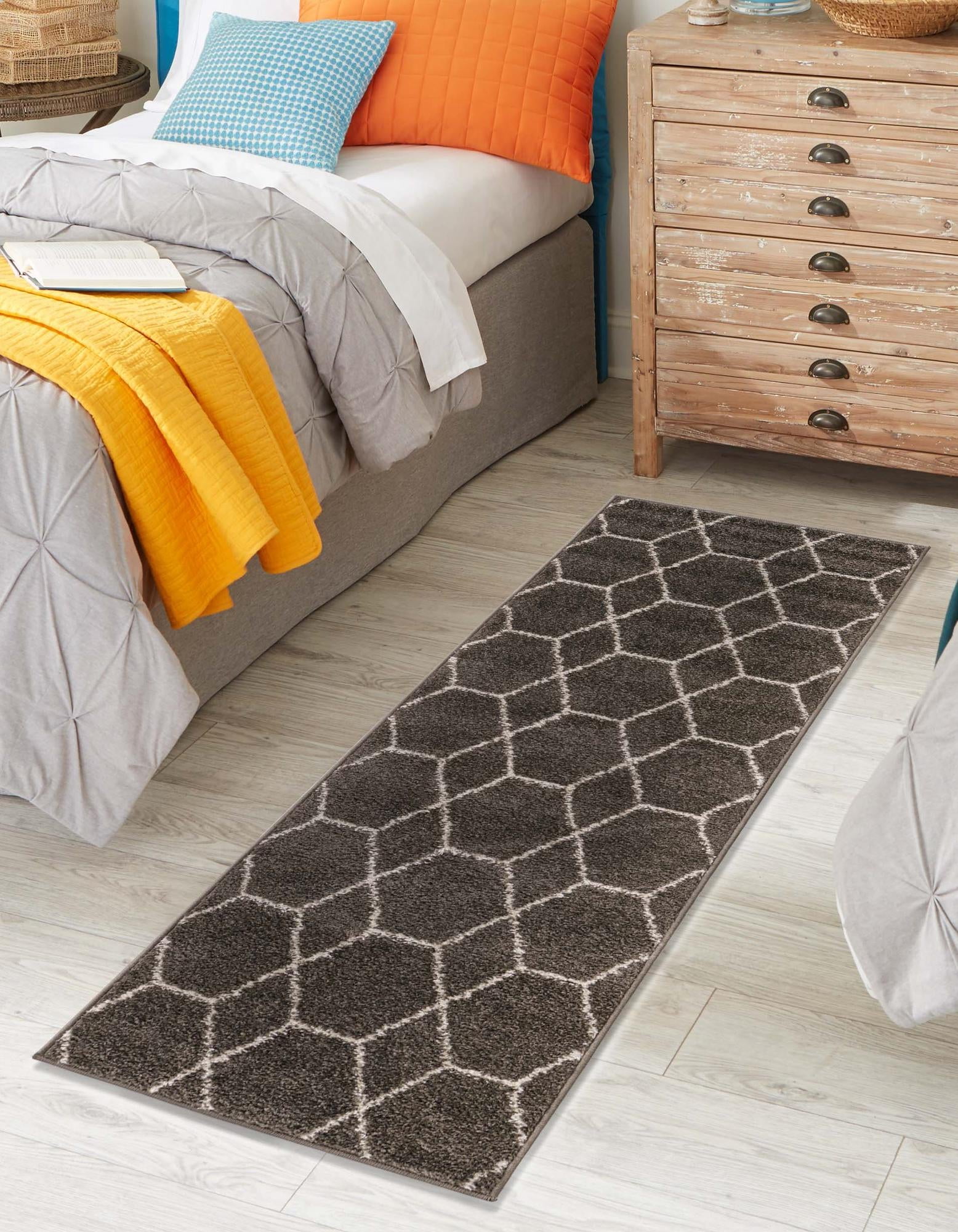 Dark Gray and Ivory Geometric Trellis Runner Rug