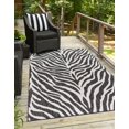 Unique Loom Tsavo Indoor/Outdoor Safari Rug White/Black 5' 3" x 8
