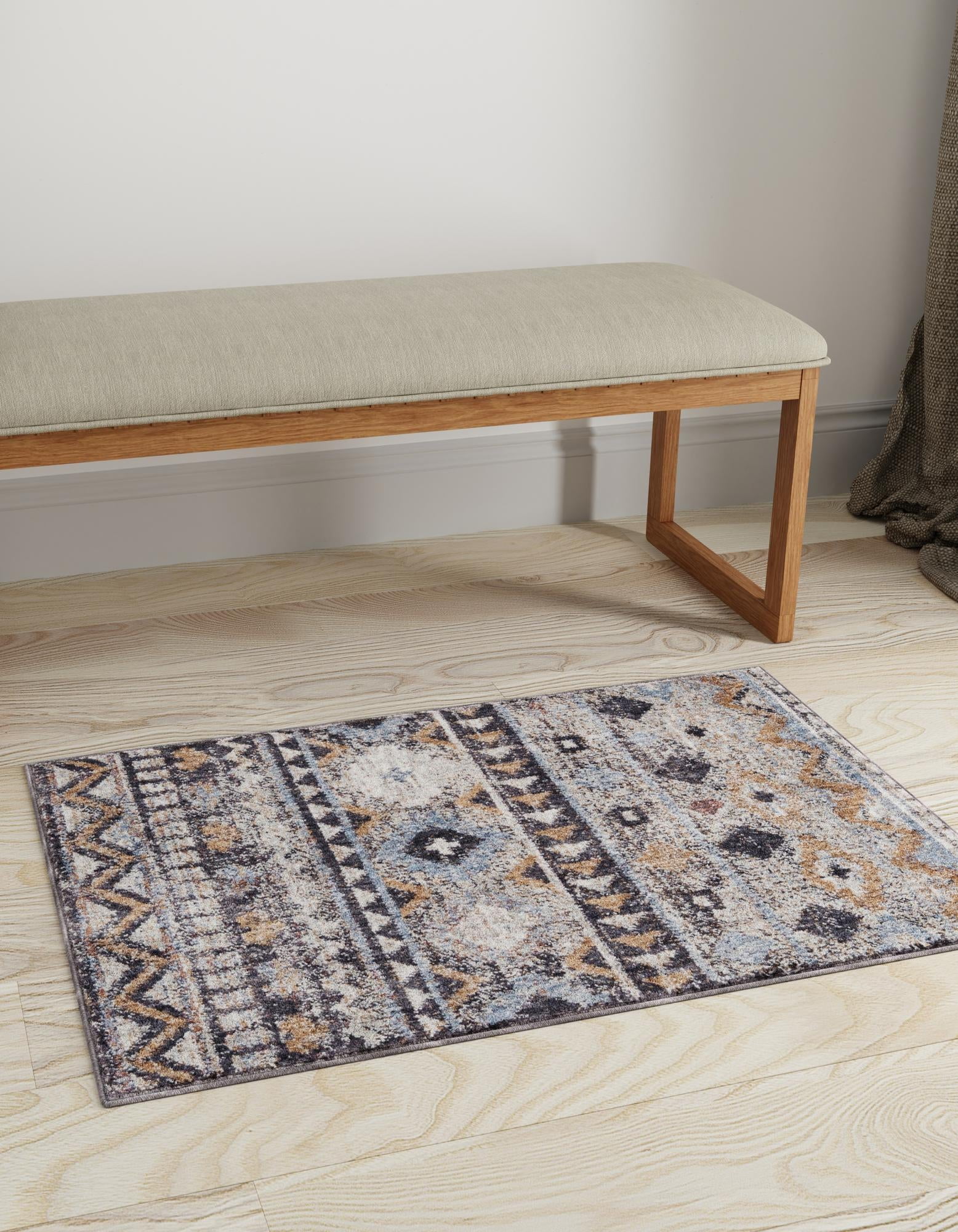 Eco Southwestern Gray Geometric 2x3 Indoor Rug