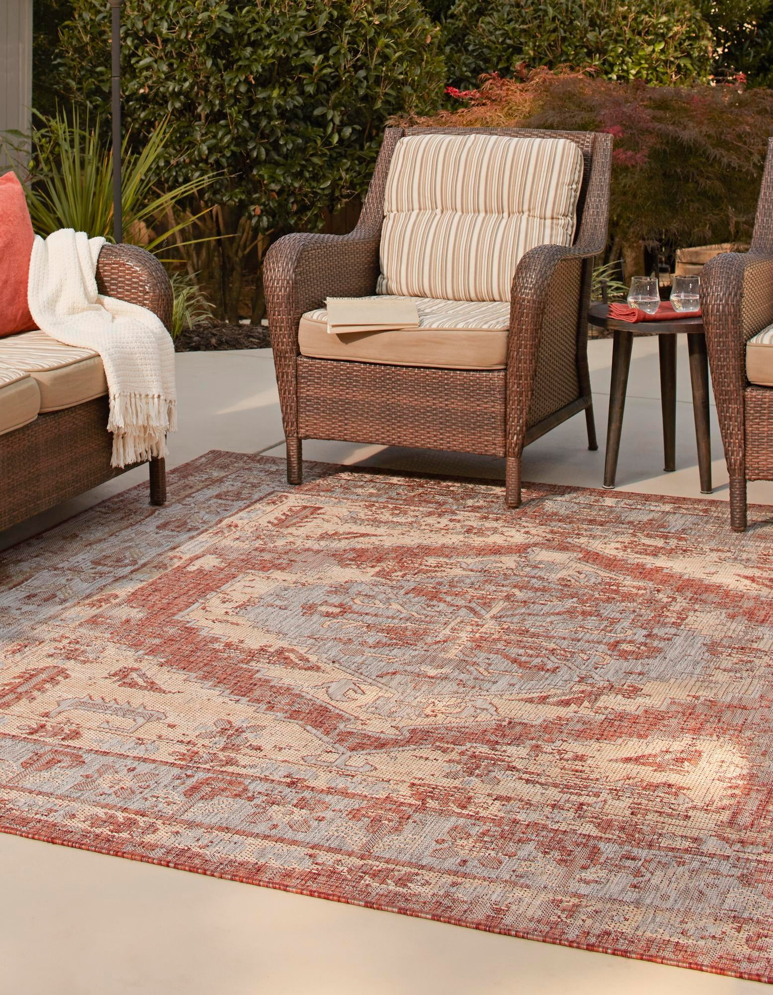 Rust Red 5'3" Square Synthetic Outdoor Rug