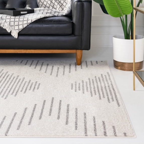 Unique Loom Kai Collection Area Rug - Warrior (5' 3" x 8' Rectangle Ivory and Gray)