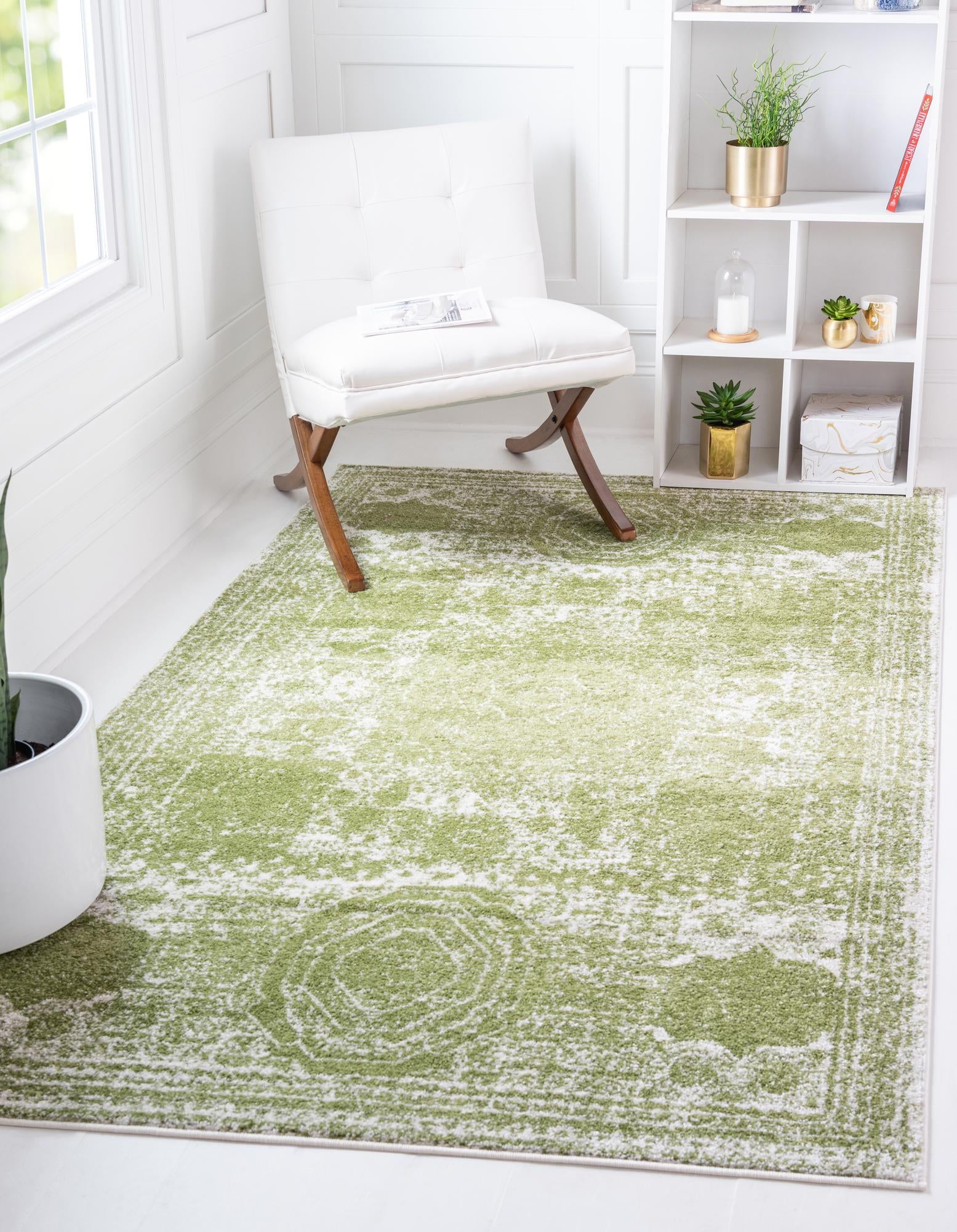 Green Geometric 9' x 12' Synthetic Easy Care Area Rug