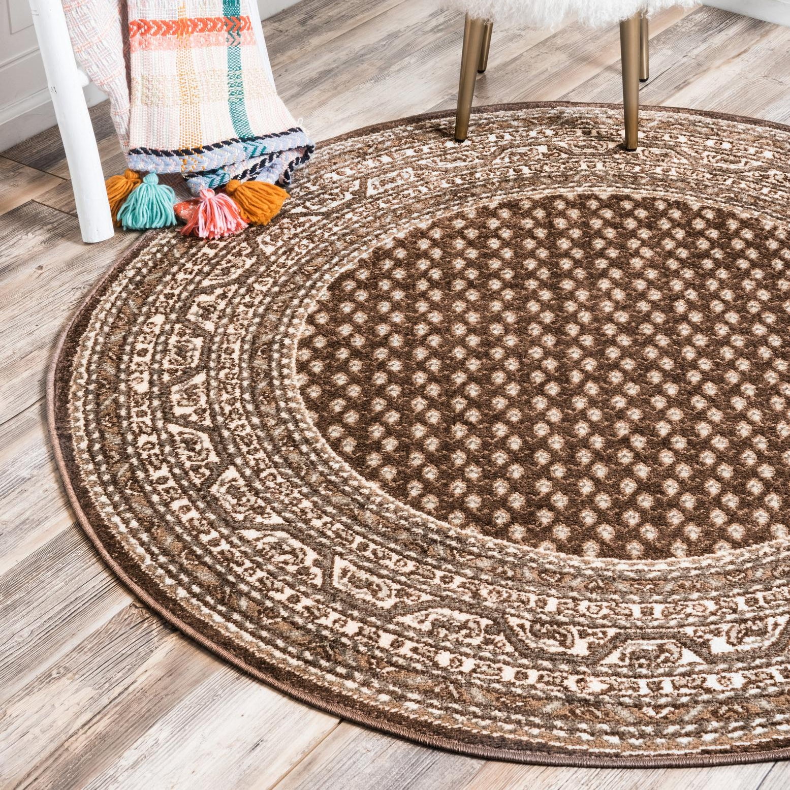 Brown Synthetic Round Stain-Resistant Indoor Area Rug
