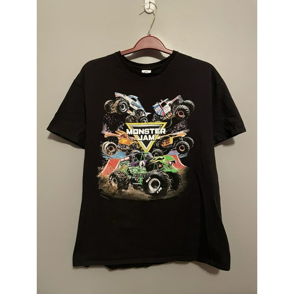 Unique Monster Truck Design Men's XL Black T-Shirt: Monster Jam World Tour - Cool Style For Automotive Fans!