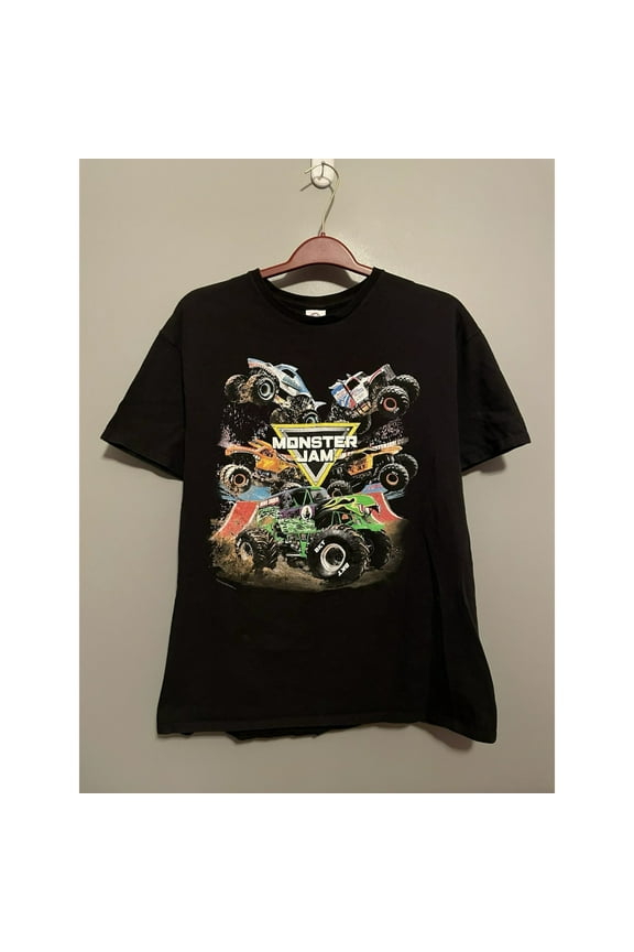 Unique Monster Truck Design T-Shirt: Monster Jam World Tour - Cool Style For Automotive Fans,Black Color,Size XL