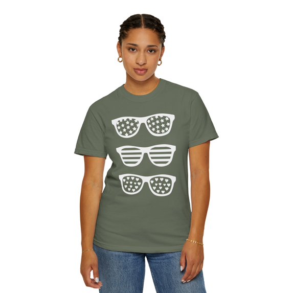 Unique Sunglasses Comfort Colors Unisex Cotton Short Sleeve Shirt, S - 4XL